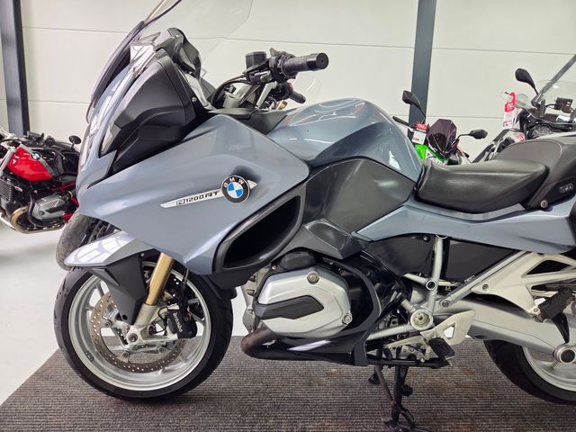 bmw - r-1200-rt-lc