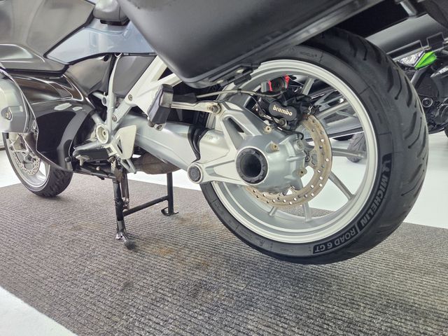 bmw - r-1200-rt-lc