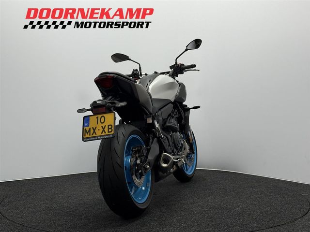 yamaha - mt-07-y-amt