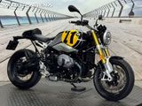 BMW R NINE T