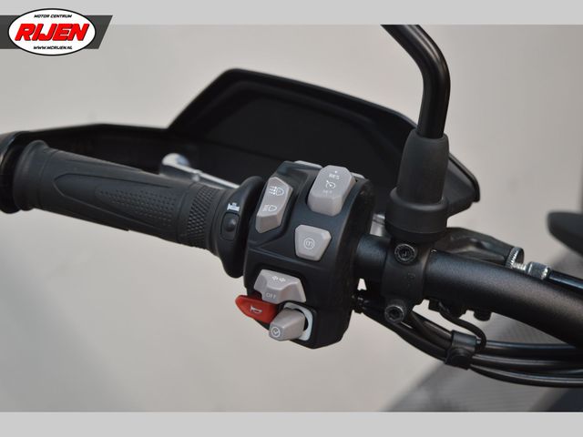 triumph - tiger-900-gt-pro