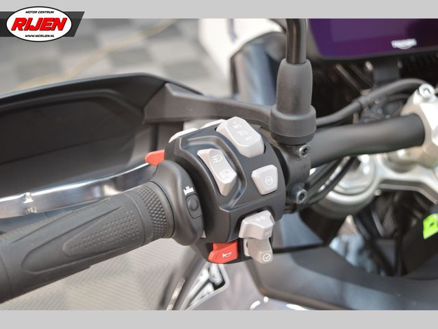 triumph - tiger-900-gt-pro