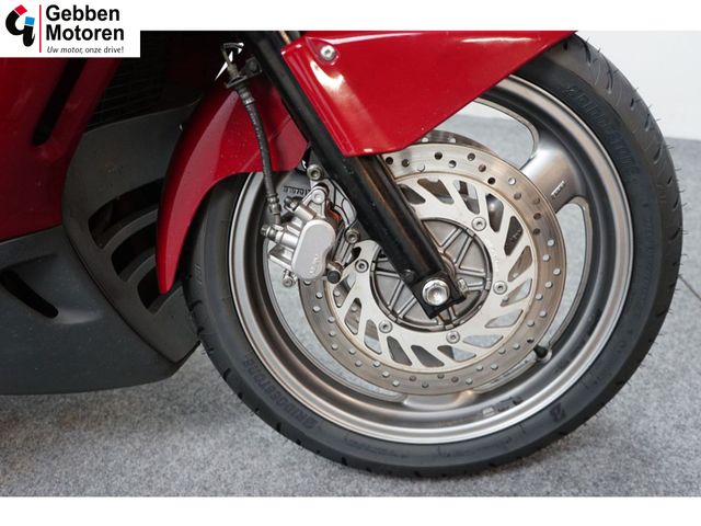 honda - st-1100-pan-european