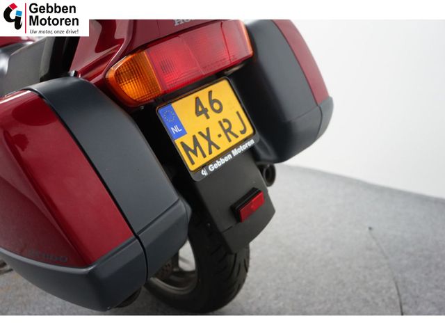 honda - st-1100-pan-european