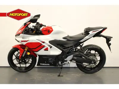 YAMAHA YZF R3 – foto 3