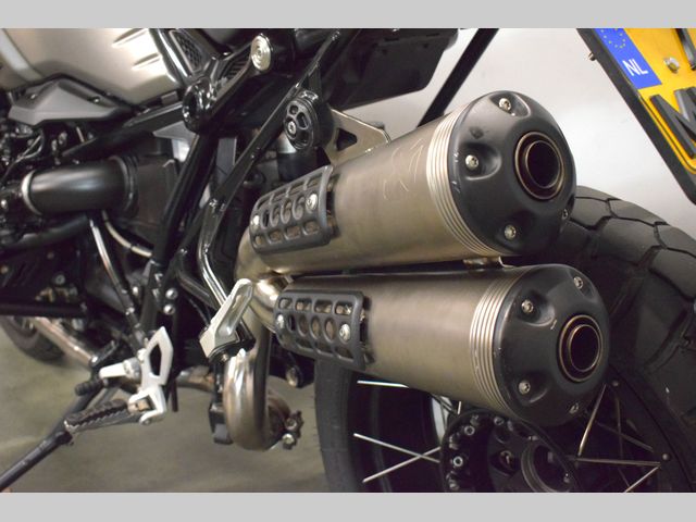 bmw - r-nine-t-scrambler