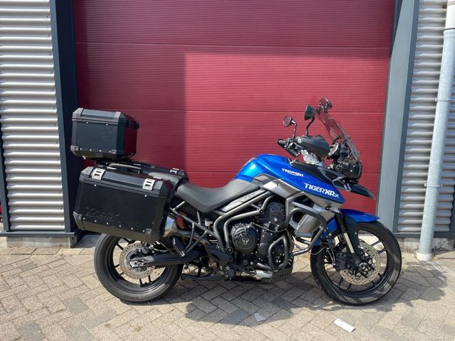 triumph - tiger-800-xrx