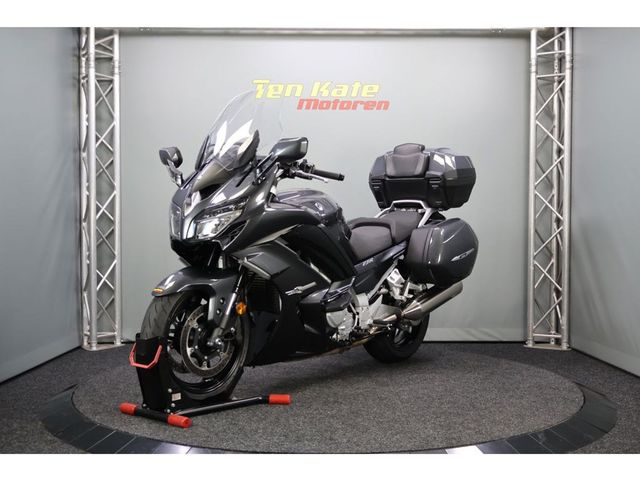 yamaha - fjr-1300-ae