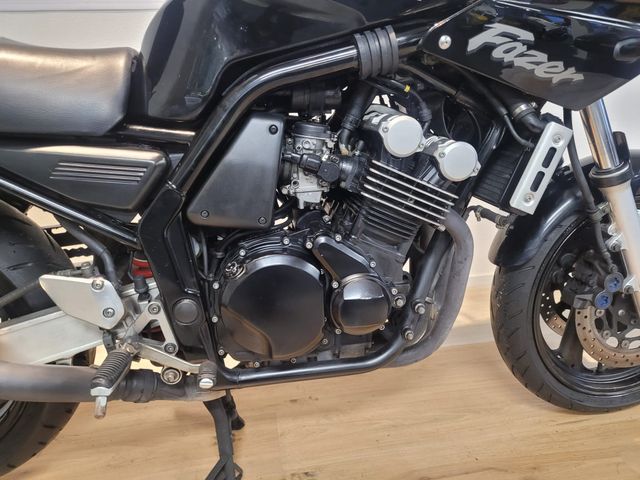 yamaha - fzs-600-fazer