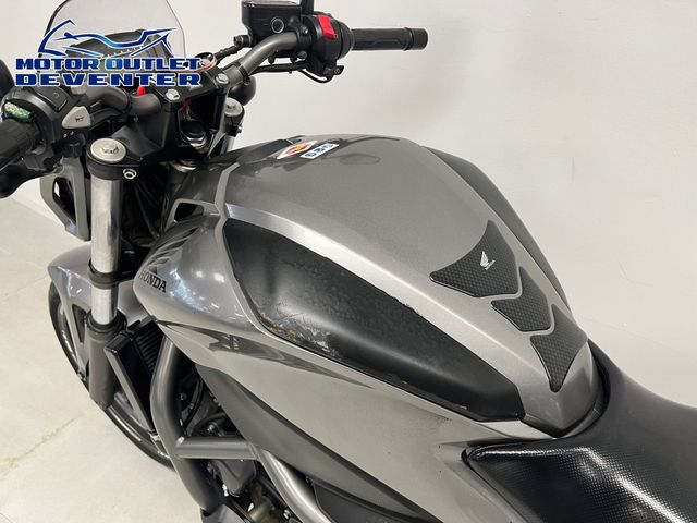honda - nc-700-s-c-abs