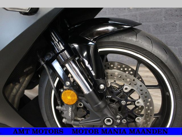 honda - cbr-650-r