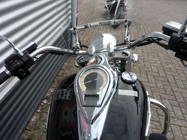 kawasaki - vn-1700-classic