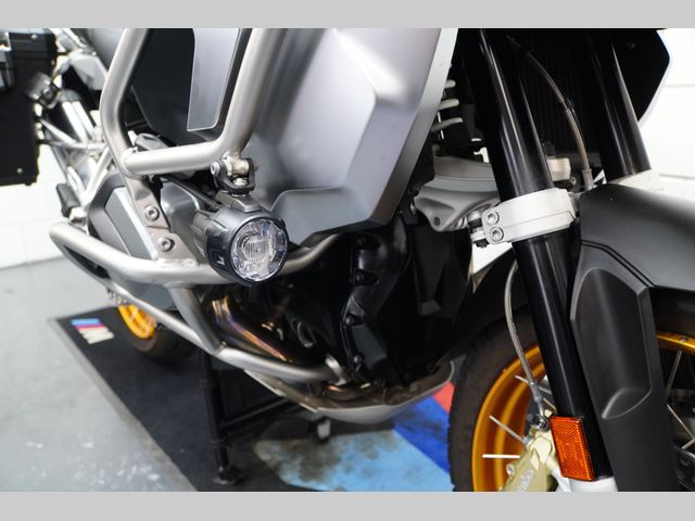 bmw - r-1250-gs-adventure