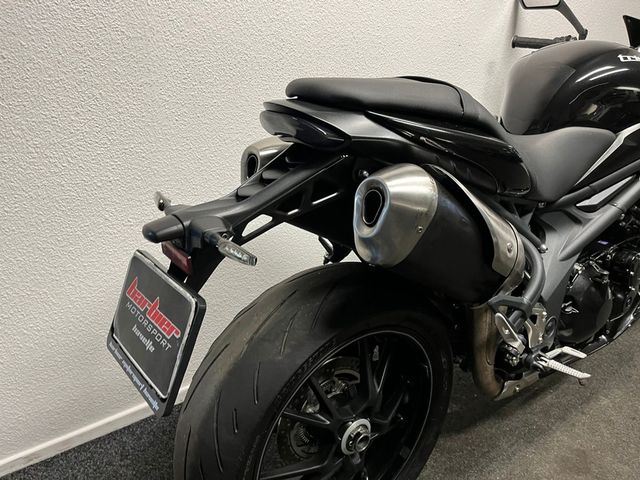 triumph - speed-triple-1050-abs