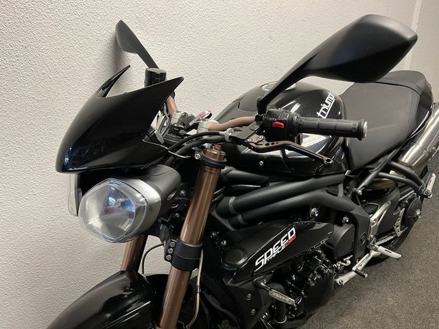 triumph - speed-triple-1050-abs