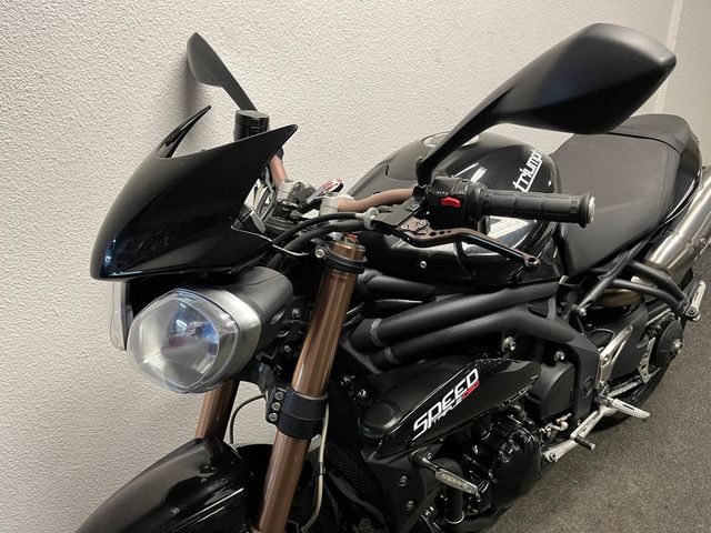 triumph - speed-triple-1050-abs