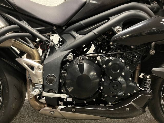 triumph - speed-triple-1050