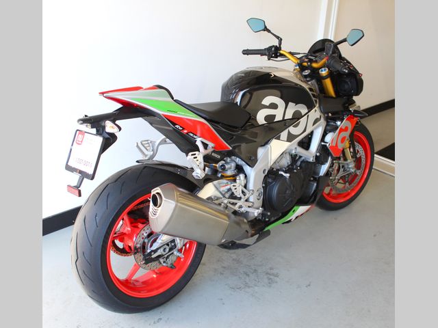 aprilia - tuono--v4-1100-factory