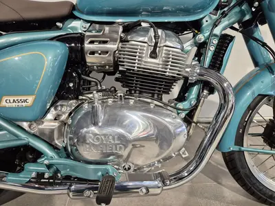 ROYAL ENFIELD CLASSIC 650 – foto 4