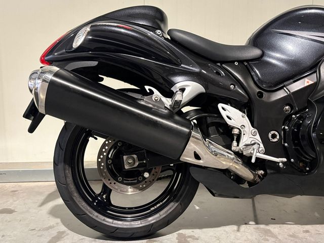 suzuki - gsx-r-1300-hayabusa