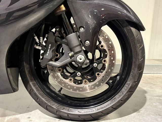 suzuki - gsx-r-1300-hayabusa