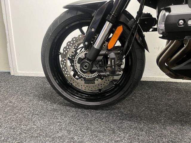 kawasaki - versys-1000-grand-tourer