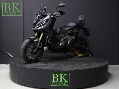 HONDA X-ADV SPECIAL EDITION – foto 2