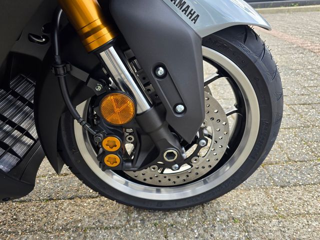 yamaha - tmax-tech-max-560