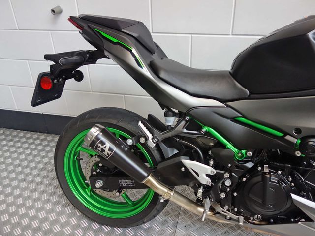 kawasaki - z-500