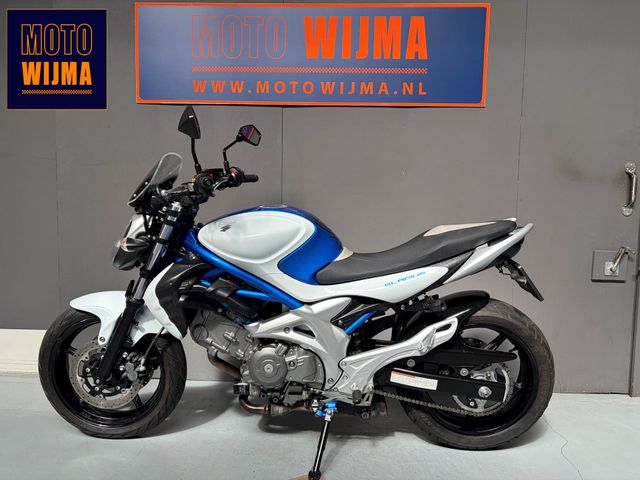 suzuki - gladius