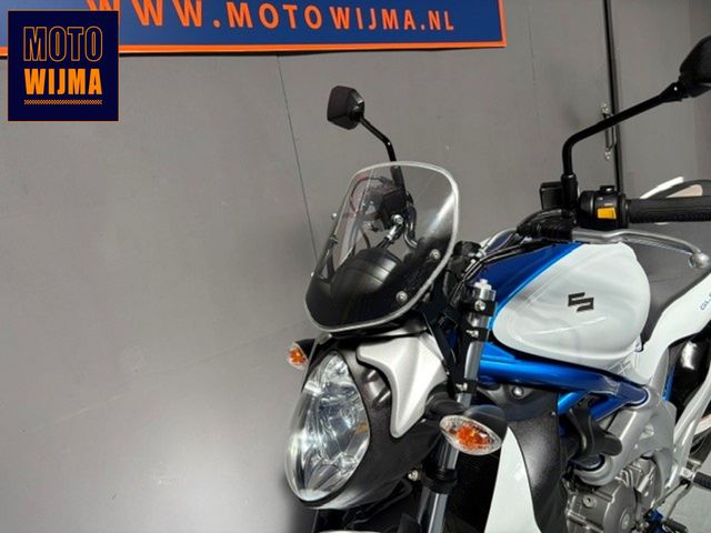 suzuki - gladius