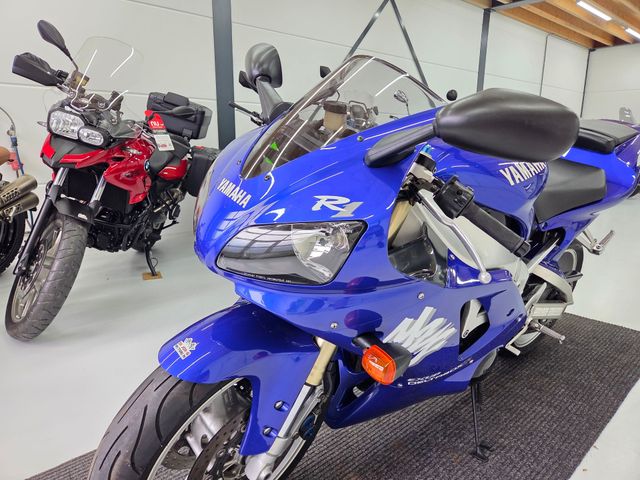 yamaha - yzf-r1
