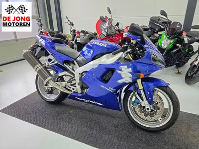 YAMAHA YZF R1 – foto 4