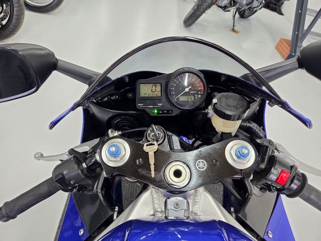 yamaha - yzf-r1