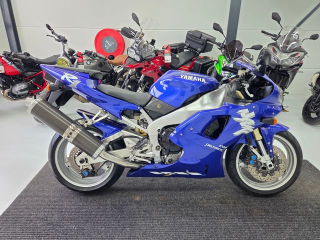 yamaha - yzf-r1