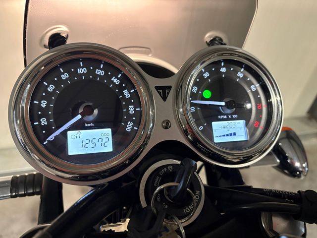 triumph - bonneville-t-100