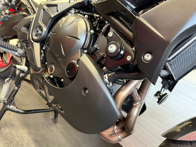 kawasaki - versys-650-abs