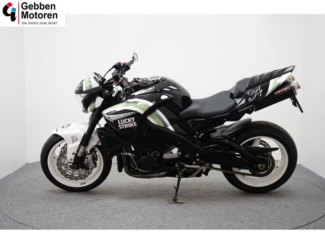 suzuki - b-king-1300