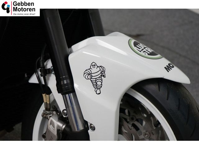 suzuki - b-king-1300