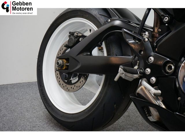 suzuki - b-king-1300