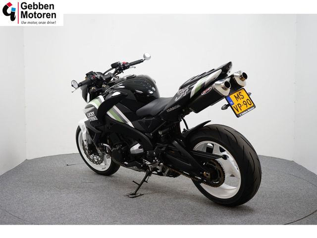 suzuki - b-king-1300