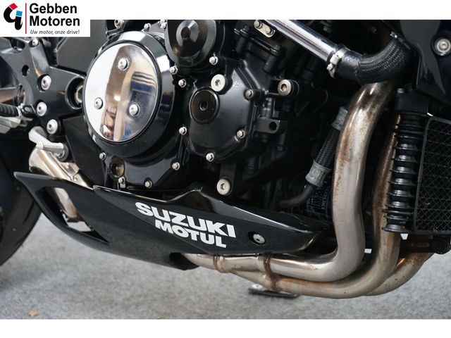 suzuki - b-king-1300
