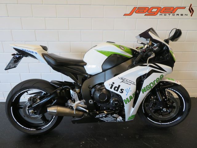 honda - cbr-1000-rr-fireblade