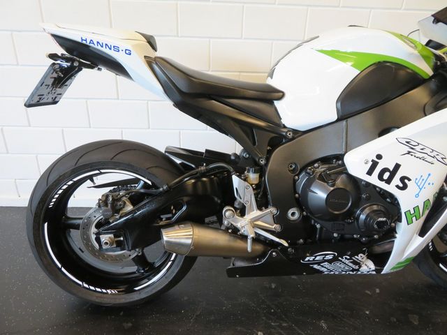 honda - cbr-1000-rr-fireblade