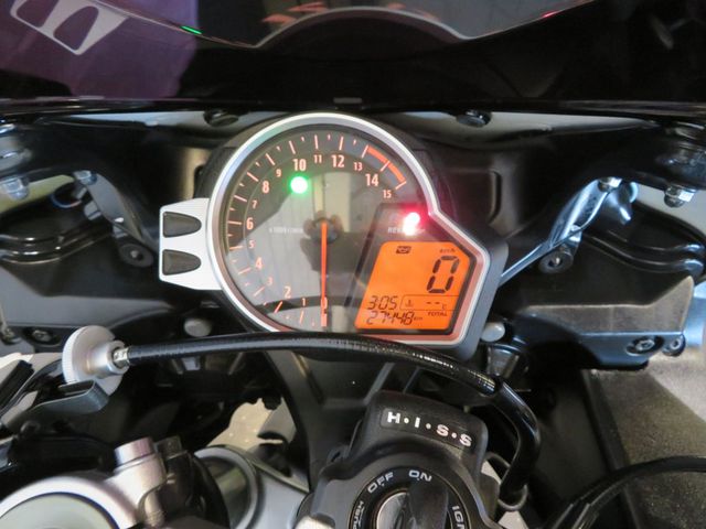 honda - cbr-1000-rr-fireblade