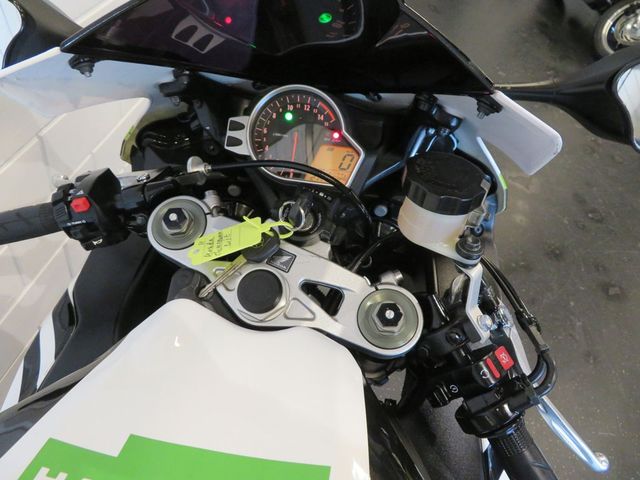 honda - cbr-1000-rr-fireblade