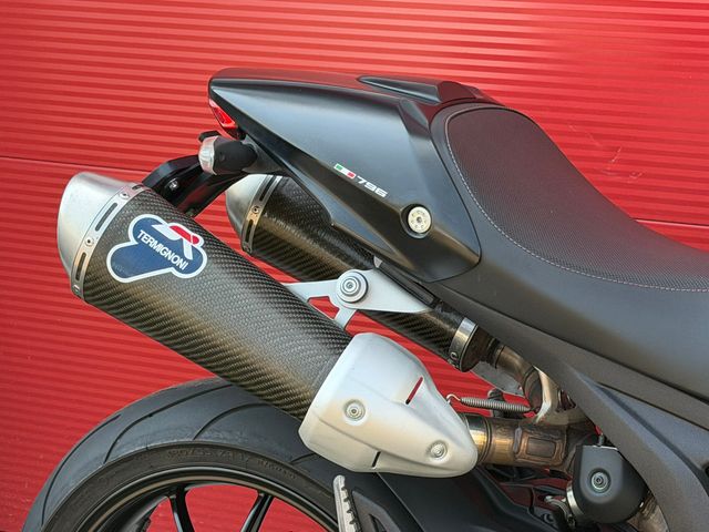 ducati - 796-monster