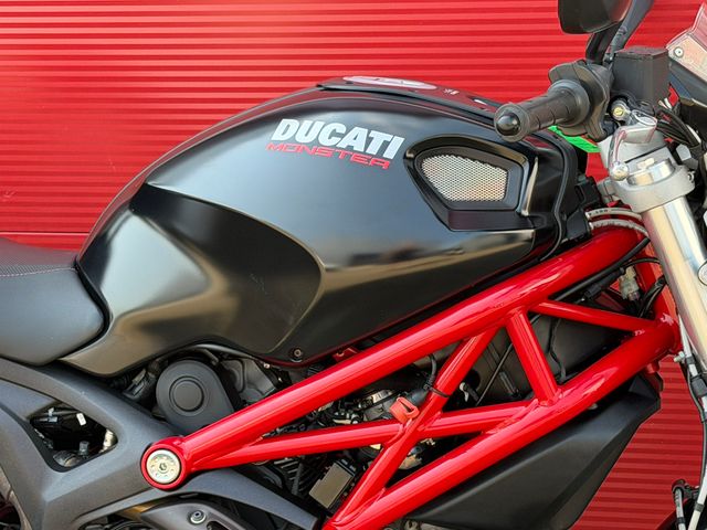ducati - 796-monster