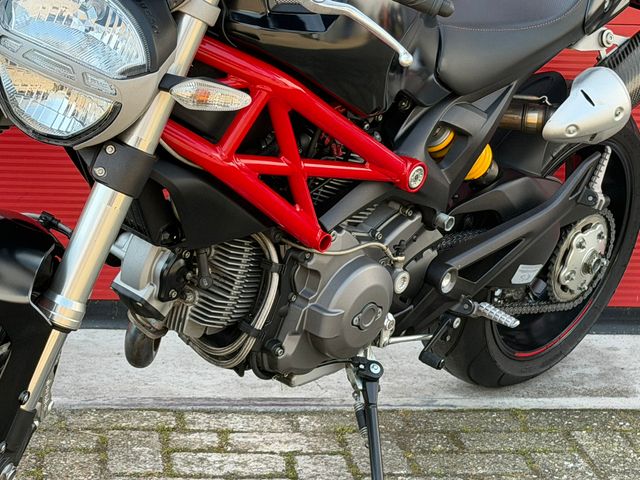 ducati - 796-monster