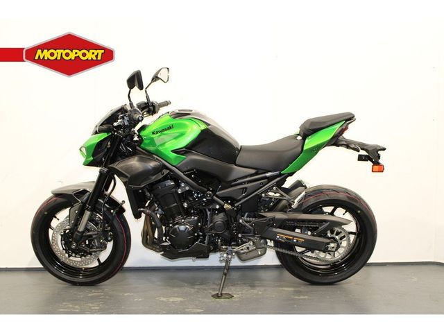 kawasaki - z900
